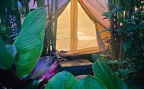 Heaven Glamping & Restaurant Tetebatu